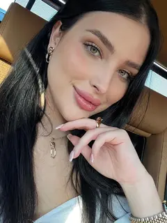 Arina escort in Dubai