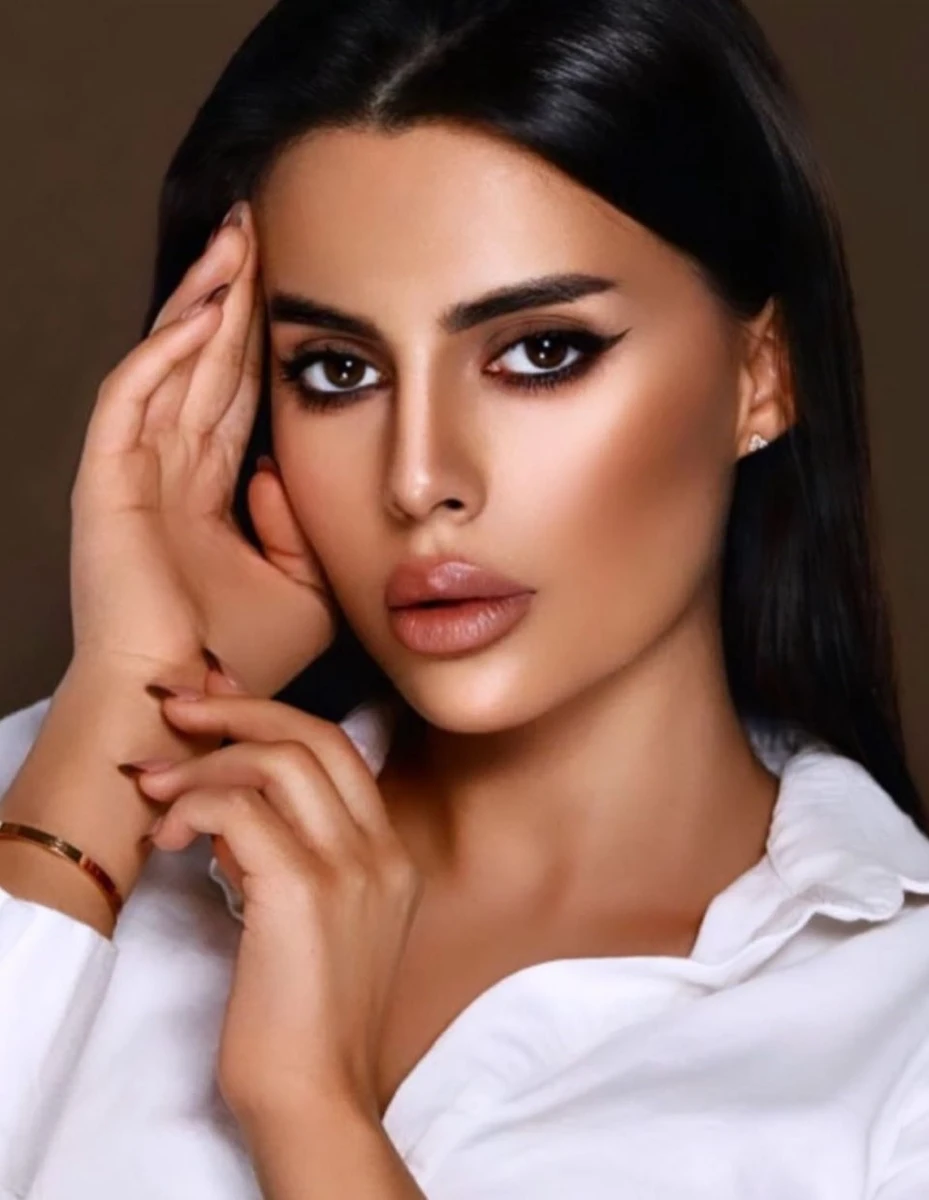 Layla escort in Dubai