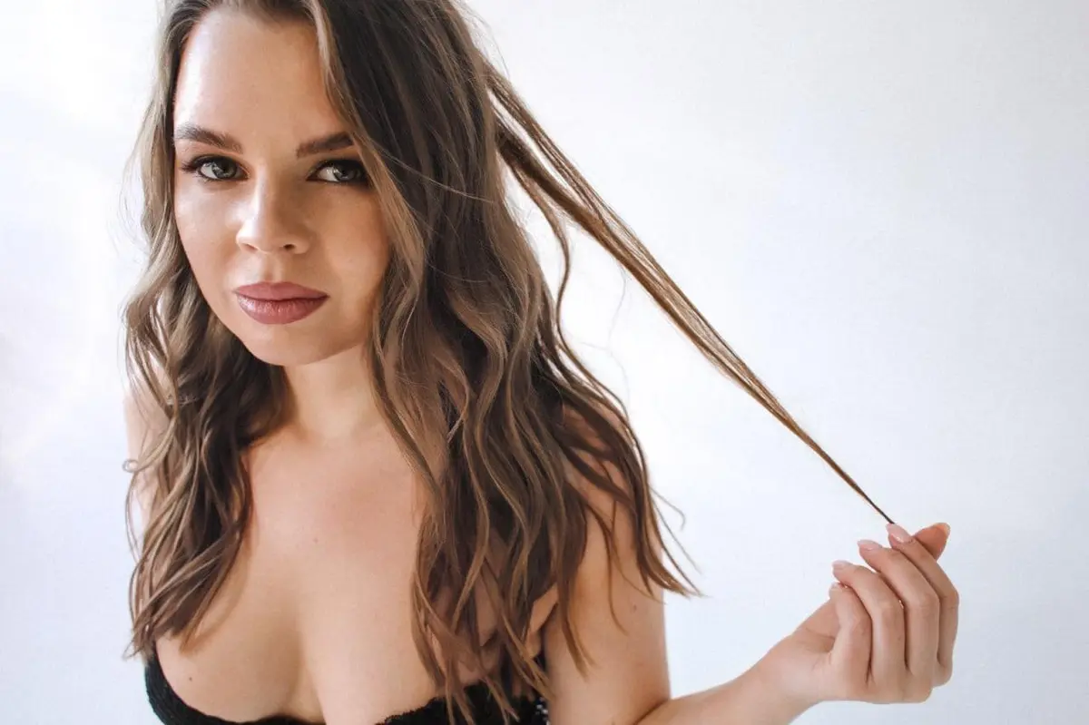 Leona escort in Dubai