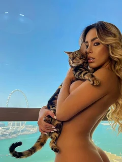 Stepphie escort in Dubai